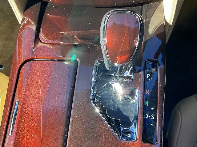 クラウンハイブリッド