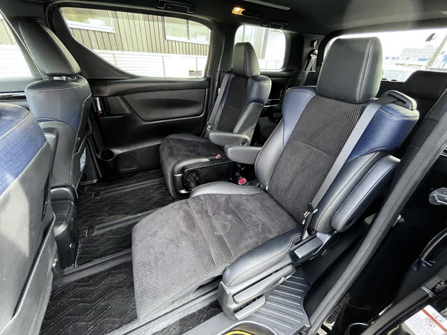 ヴェルファイア