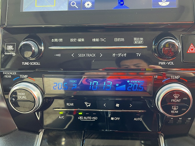 ヴェルファイア