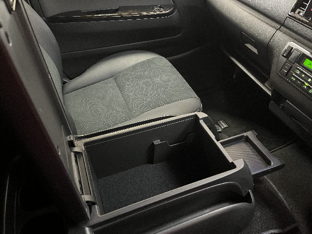 ハイエースバン