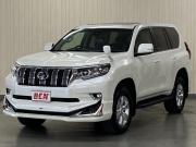 ランドクルーザープラド…