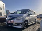 ステップワゴン…